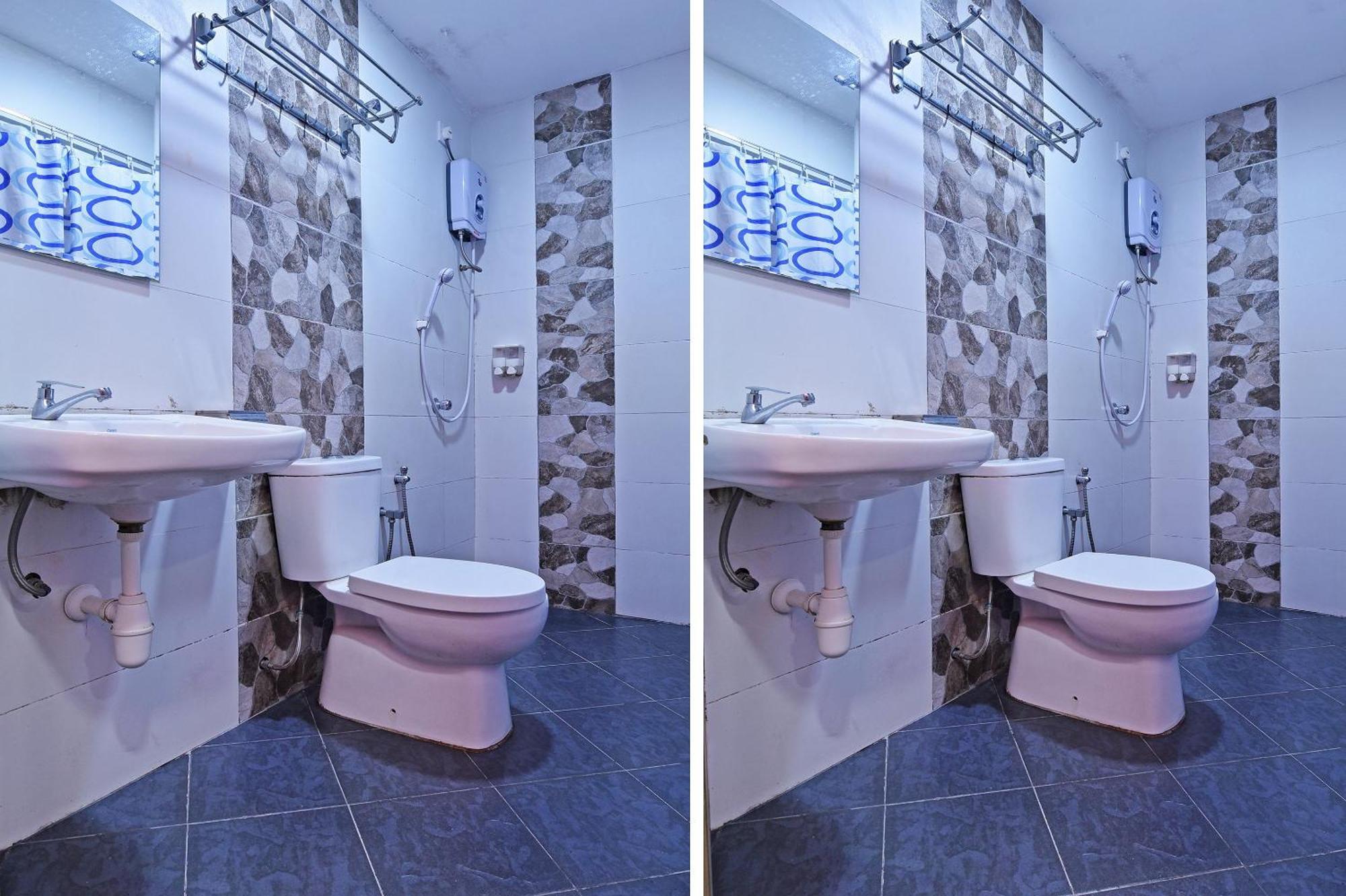 OYO 992 Orange Hotel Kuala Pilah Luaran gambar