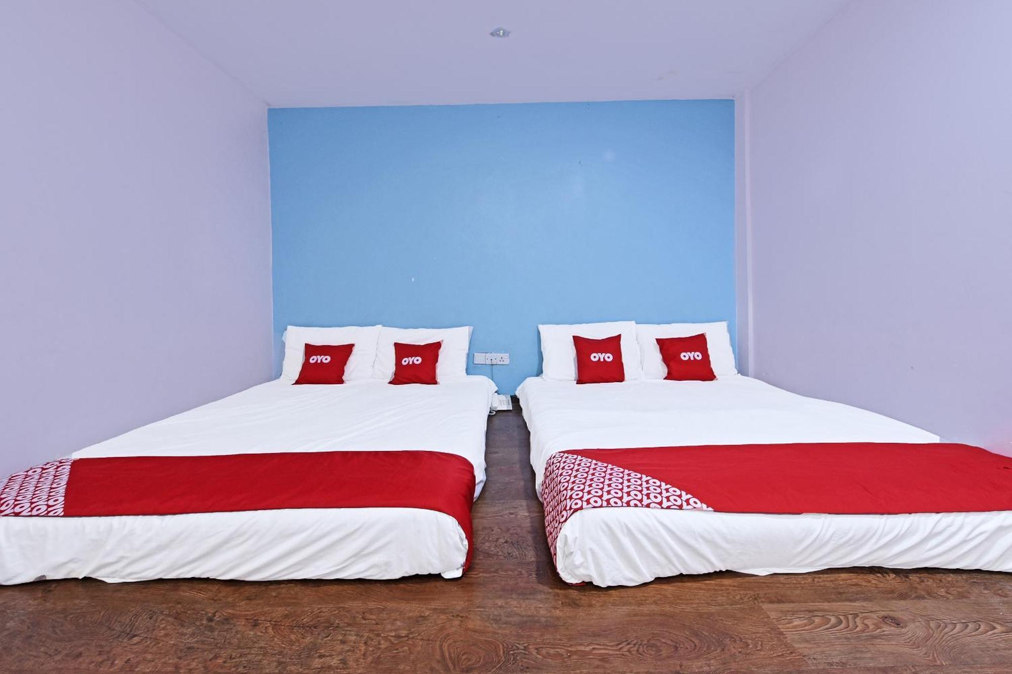 OYO 992 Orange Hotel Kuala Pilah Luaran gambar