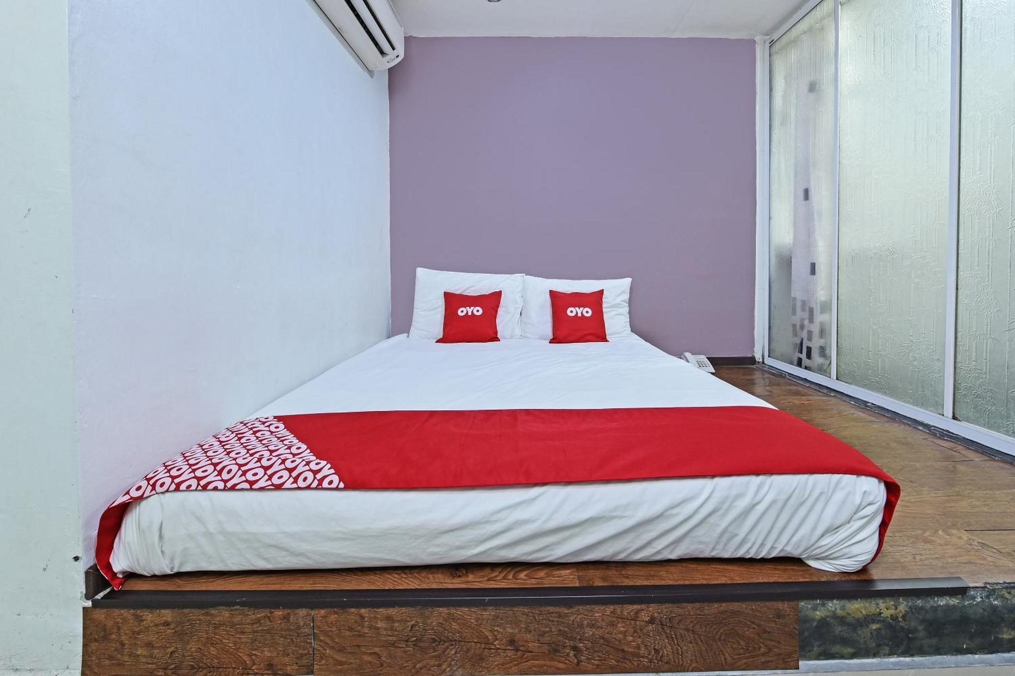 OYO 992 Orange Hotel Kuala Pilah Luaran gambar